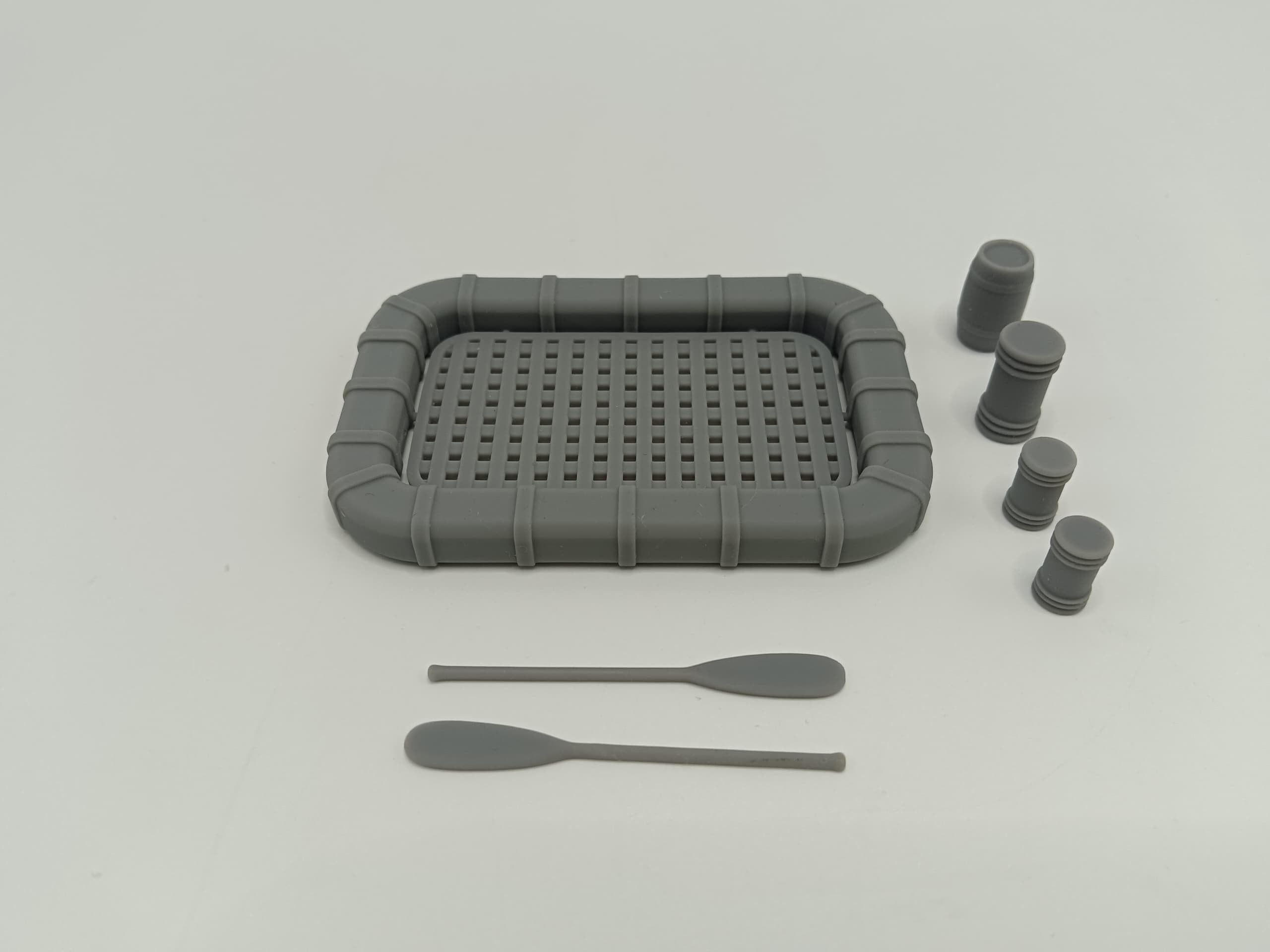 1/20 USN Life Raft Square w/ Aid Kit & Oars - distefan 3d print