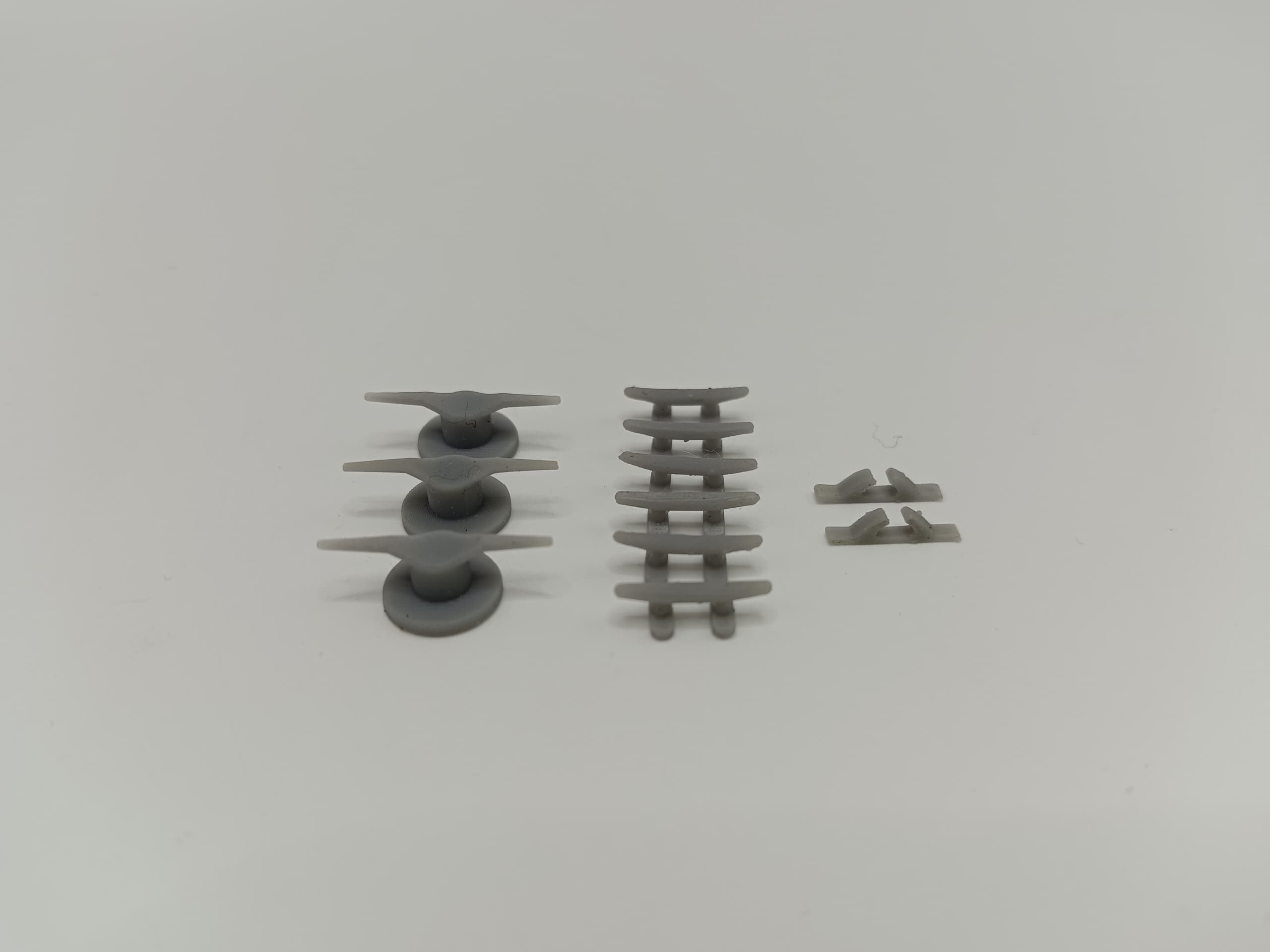 1/35 USN PT Boat 109 Bitts, Chock, Cleats Set (11pcs) - distefan 3d print