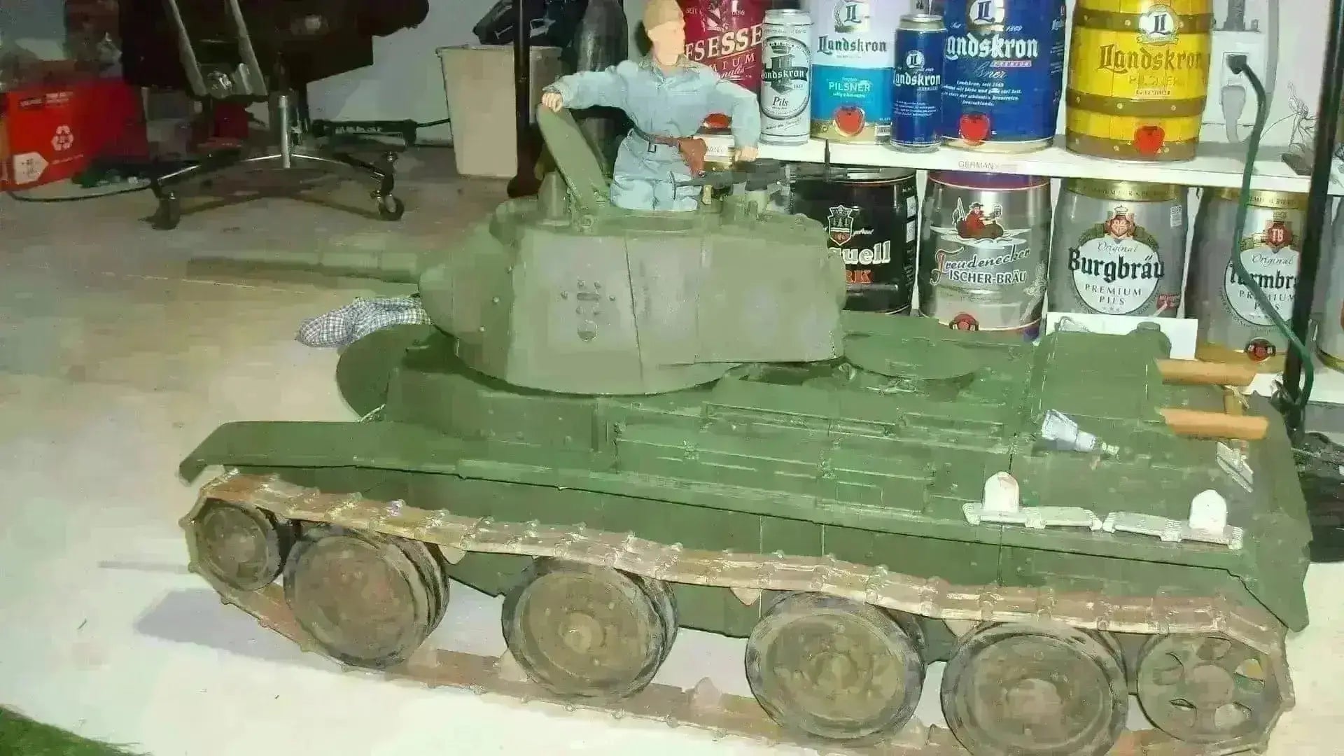 1/6 BT-7 Tank - Shovel (3D Printed) - Soviet Tank Model Parts