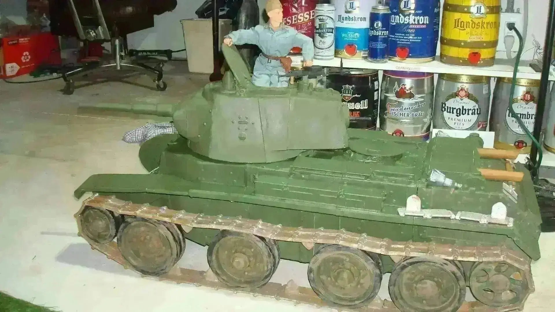 1/6 BT-7 Tank - Shovel (3D Printed) - Soviet Tank Model Parts