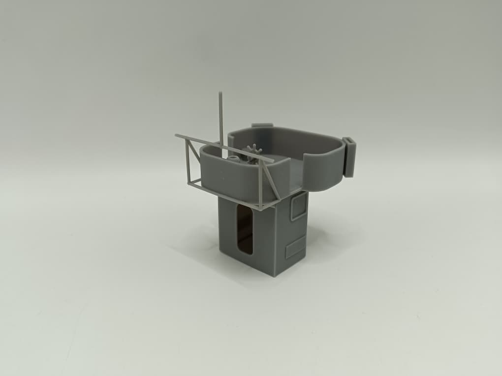 1/72 HMS Garland Searchlight Bridge Early Protosoon – alternate view
