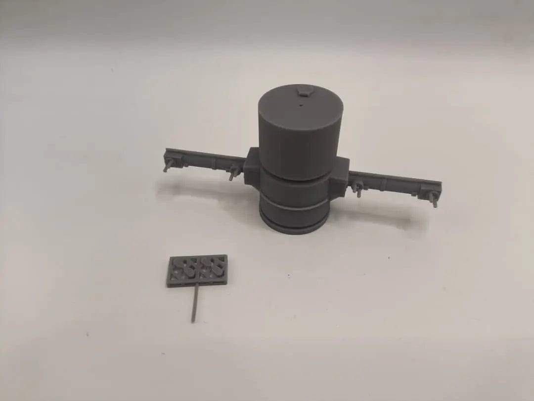 1/100 DKM Scharnhorst Aft 10.5m Rangefinder - distefan 3d print