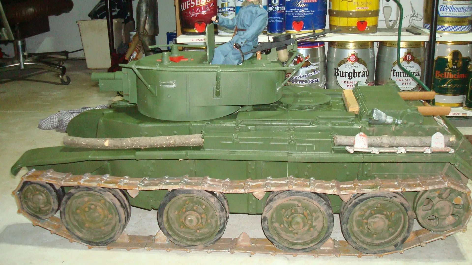 Hatch Up Realism: 1/6 Soviet BT-7A - Turret Hatch (Unpainted)