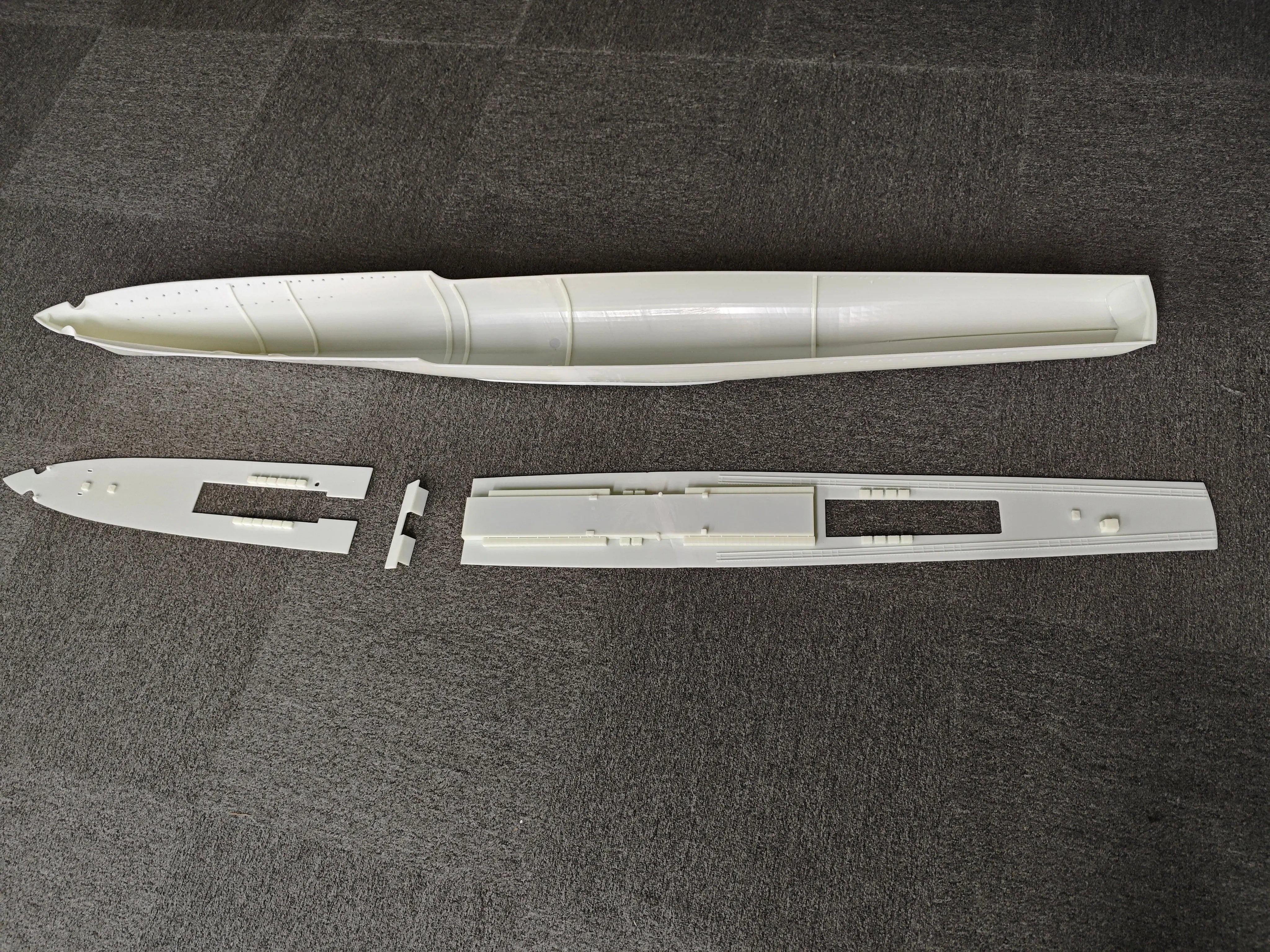 1/72 DKM Narvik Z37 Hull Set OITECH