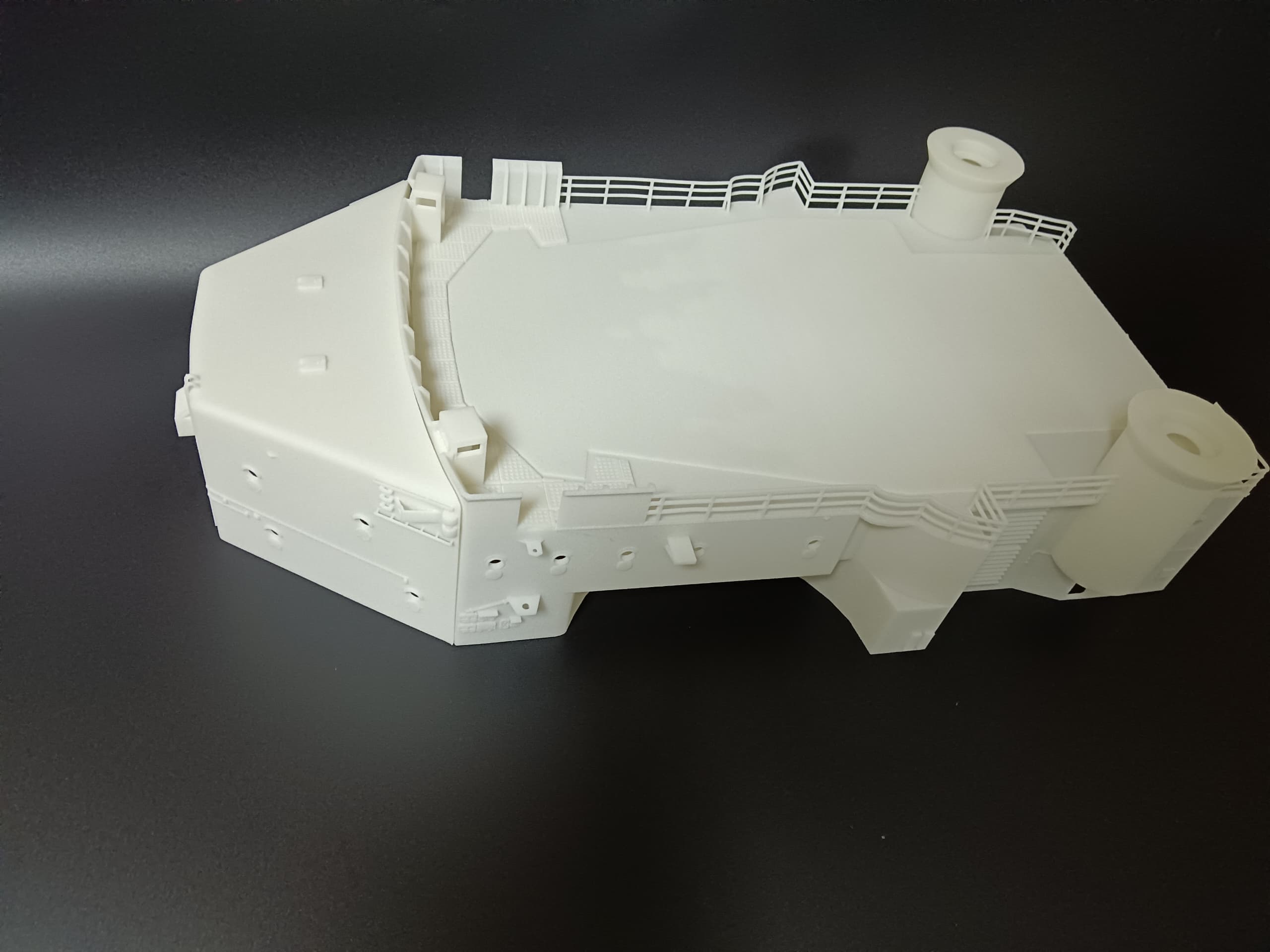 1/72 DKM Bismarck Forward Lower Deck 2 - distefan 3d print
