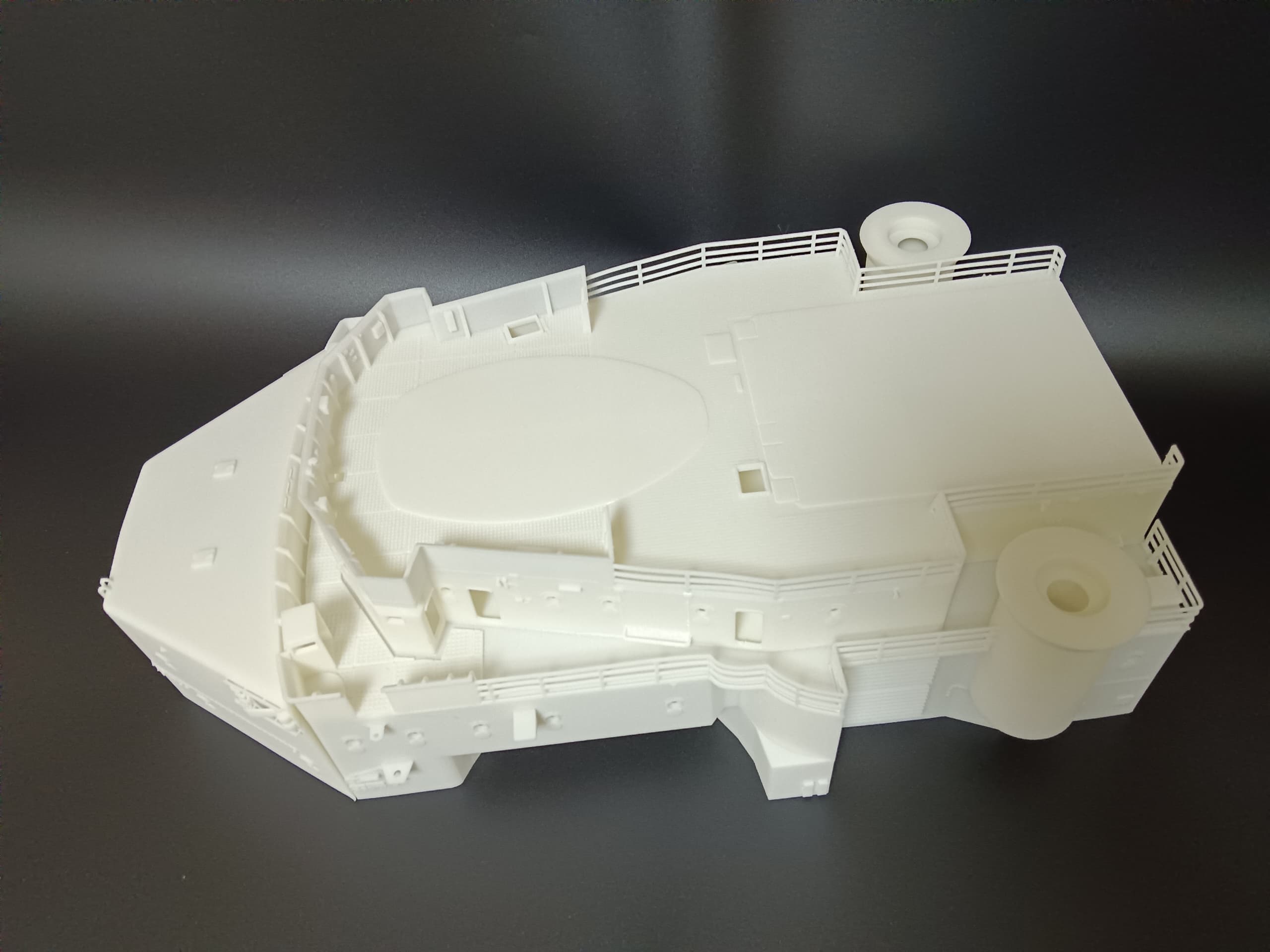 1/72 DKM Bismarck Forward Lower Deck 2 - distefan 3d print