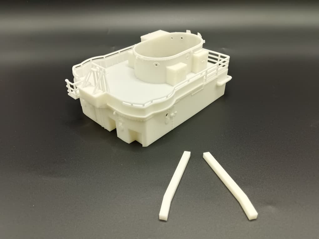 1/72 DKM Bismarck Forward Upper Mast Deck 5 - distefan 3d print