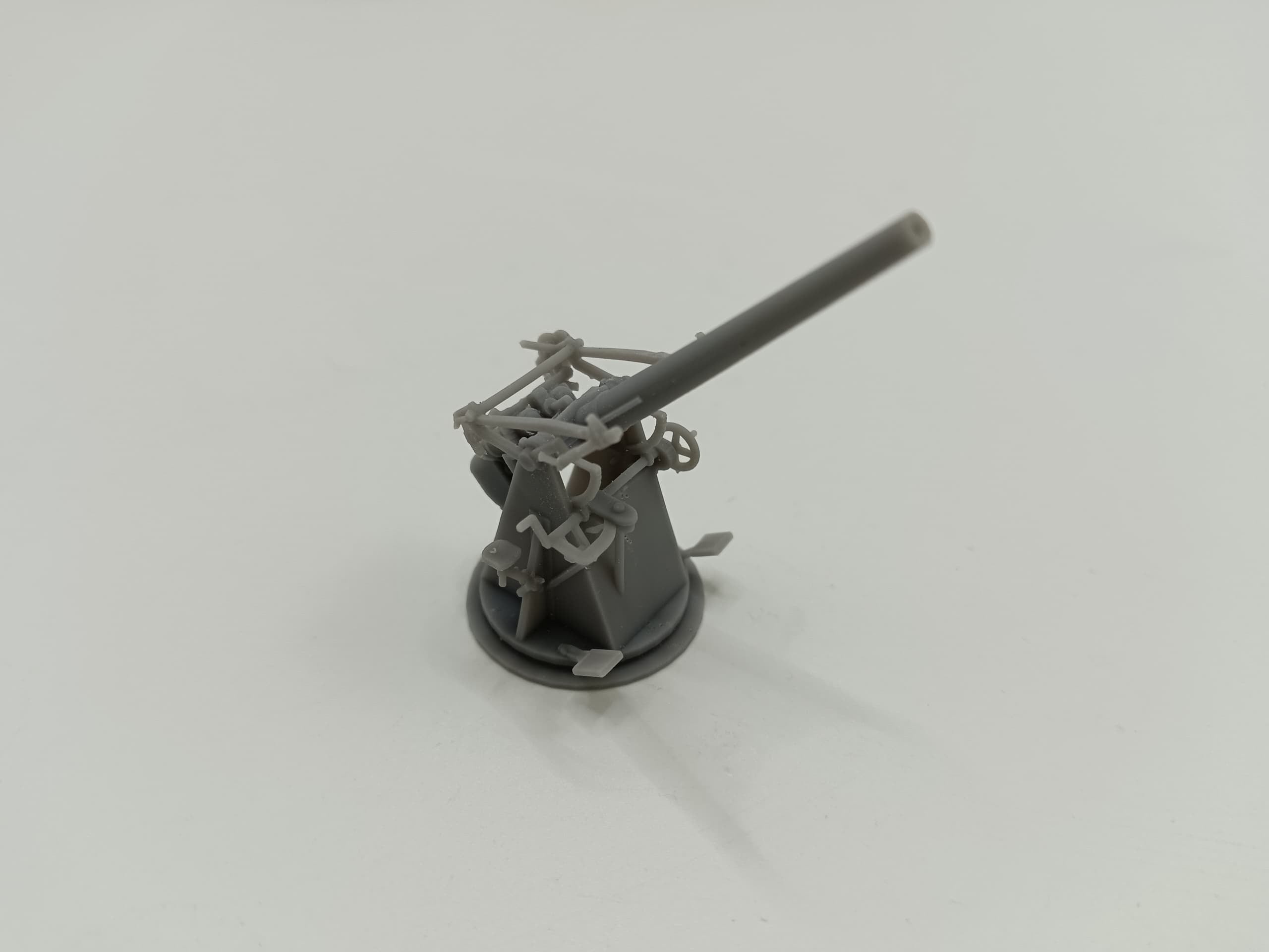 1/72 HMS 12 pdr 3''/45 cal. Gun Elevated Protosoon – alternate view