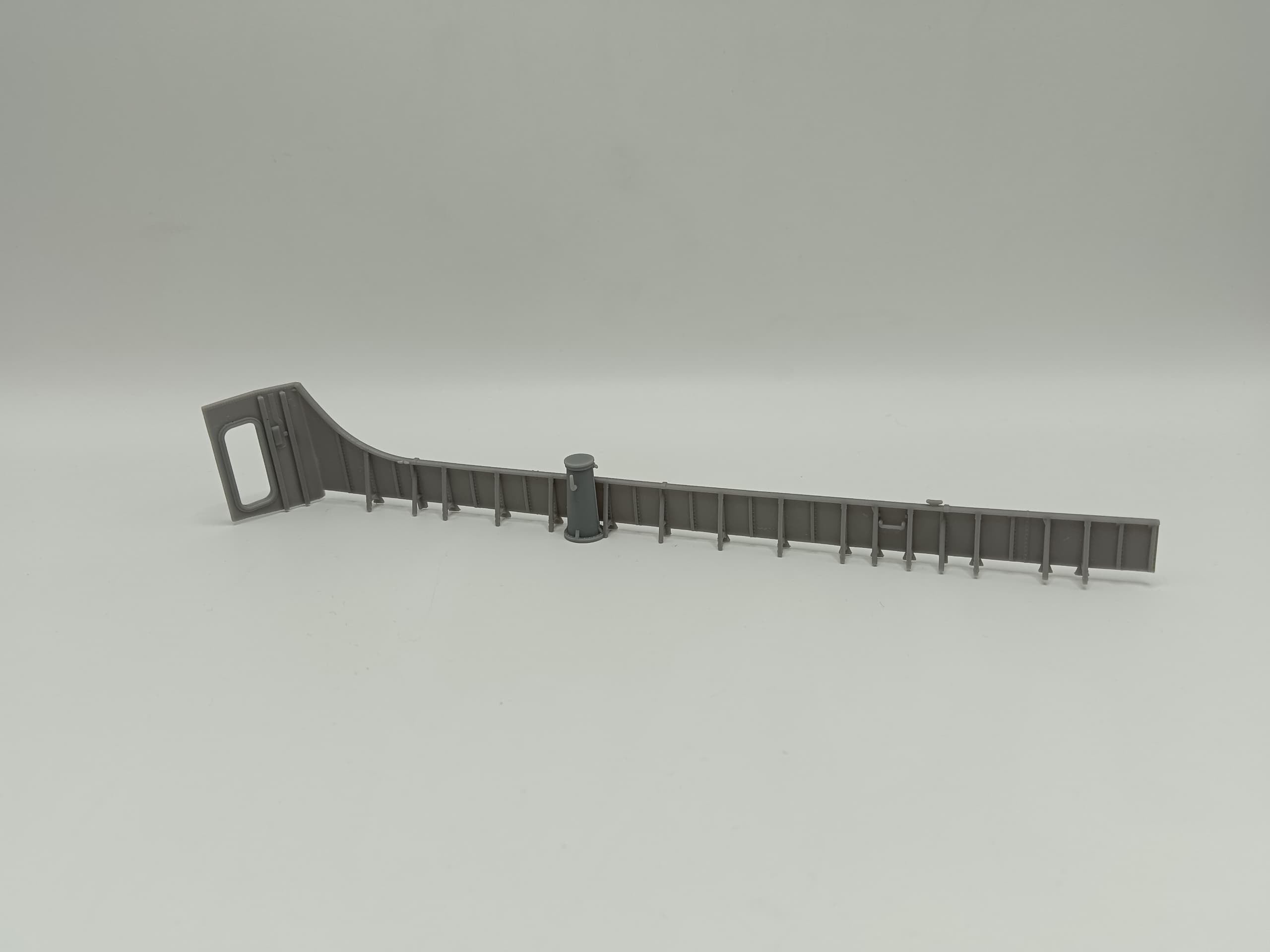 1/72 USS Kidd (DD-661) Bulwark Forward Starboard - distefan 3d print