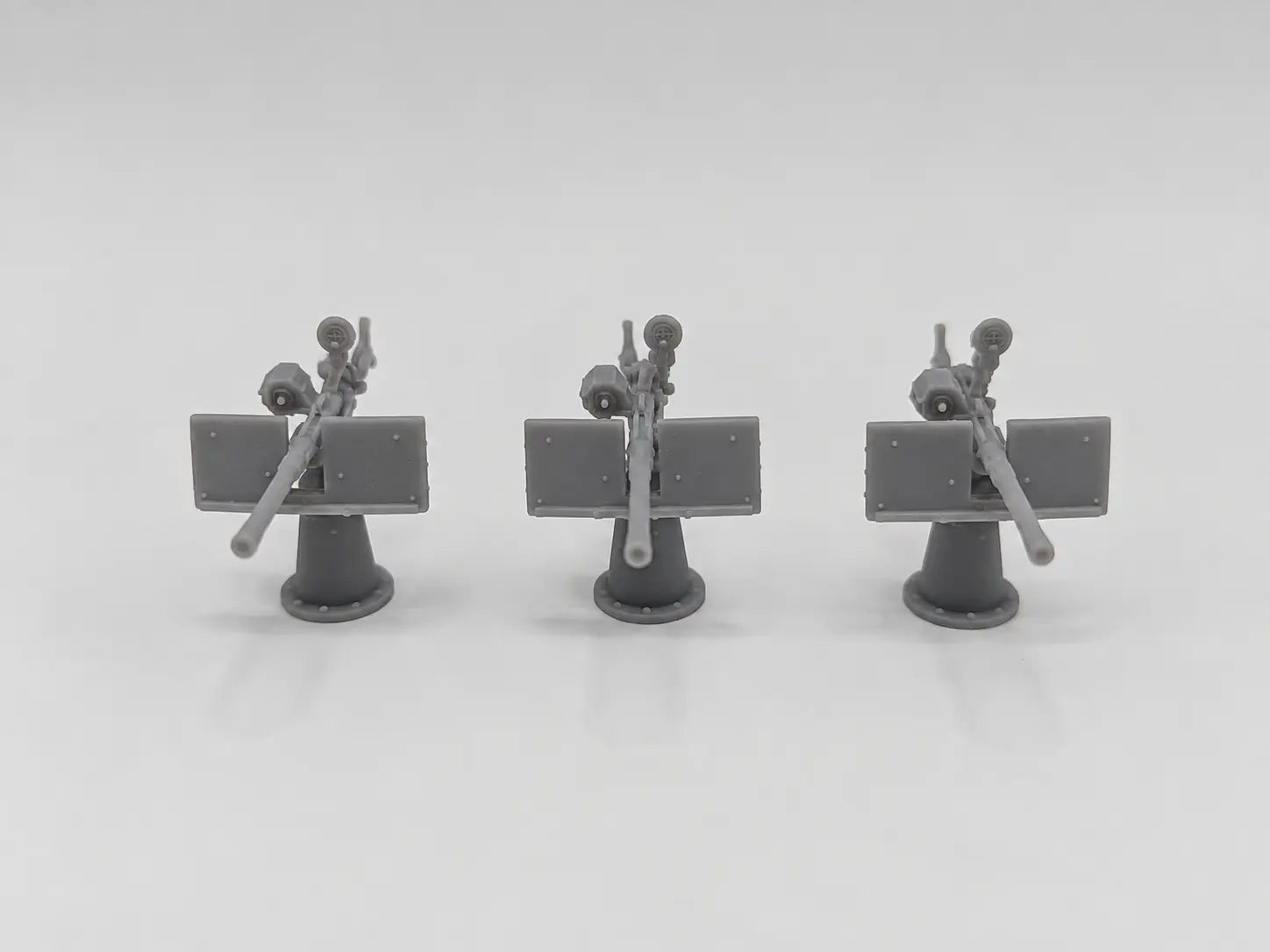 1/87 USN 20mm Oerlikon Mk4 w. Shield Set (3pcs) - distefan 3d print – alternate view