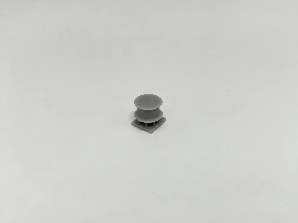 1/96 USN Destroyer Anchor Chain Winch Foredeck - distefan 3d print – alternate view