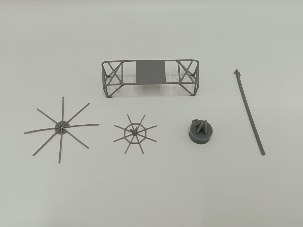 1/96 USS Iowa '84 LF Antenna - distefan 3d print – alternate view